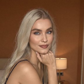 Thea, 29, a blonde Norwegian woman