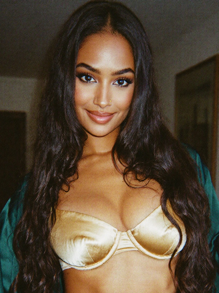 Priya, 26