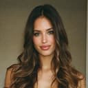 Chloe, 24