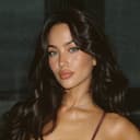 Defne, 27