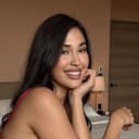 Emi, 36