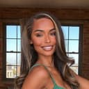 Larissa, 32