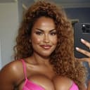 Marisol, 28
