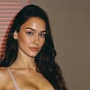 Milena, 25