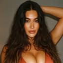 Rafaela, 27