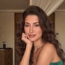 Rosanna, 35