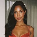 Valentina, 28