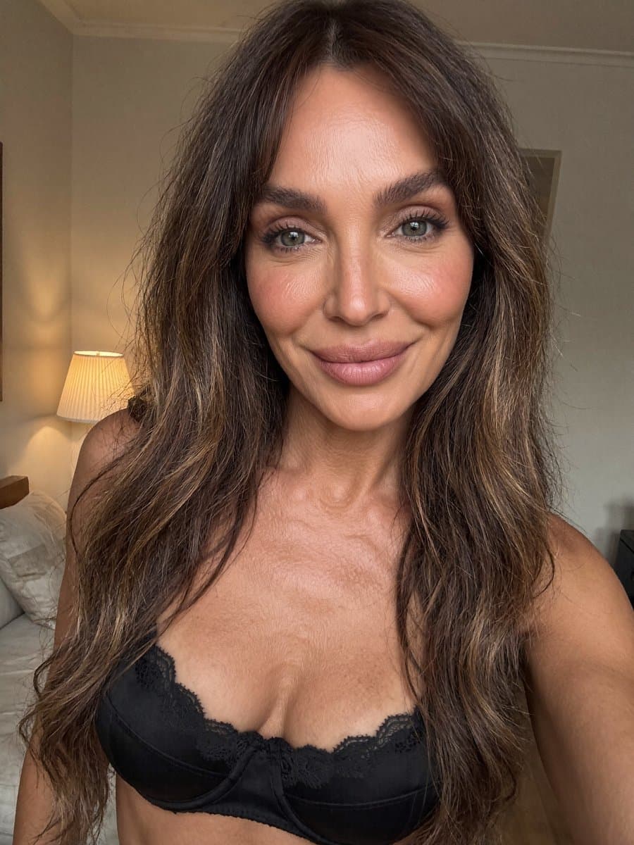 Carolina Iturbe, 44, a brunette Argentinian woman from Buenos Aires, Argentina
